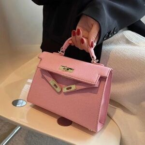 Elegant Pink Handbag